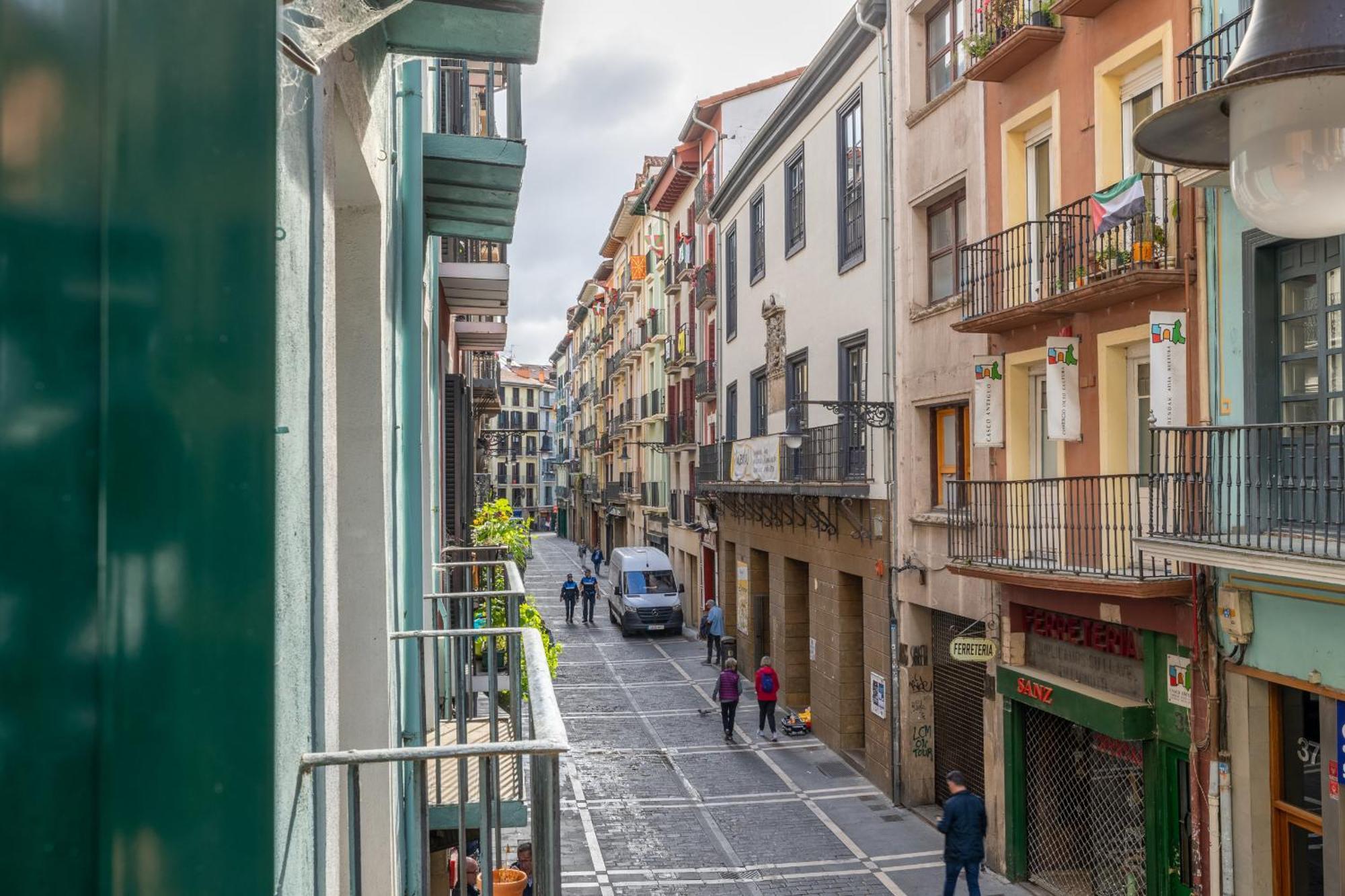 Tuapartamento Calle Mayor 26 By Clabao Пампона Екстериор снимка